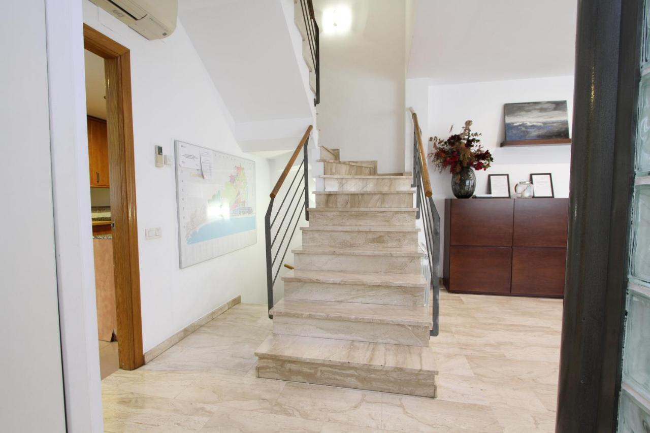 Beach House Castelldefels Esterno foto
