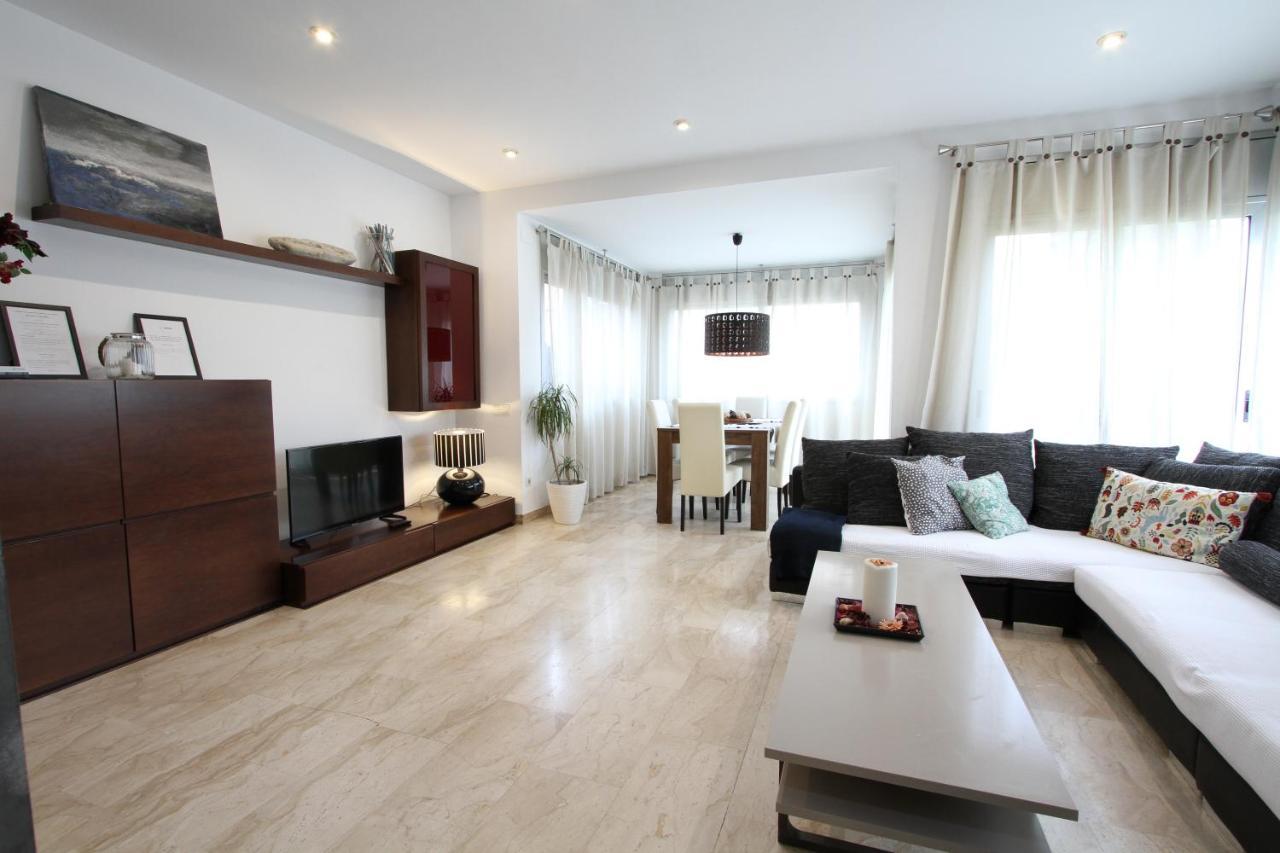 Beach House Castelldefels Esterno foto