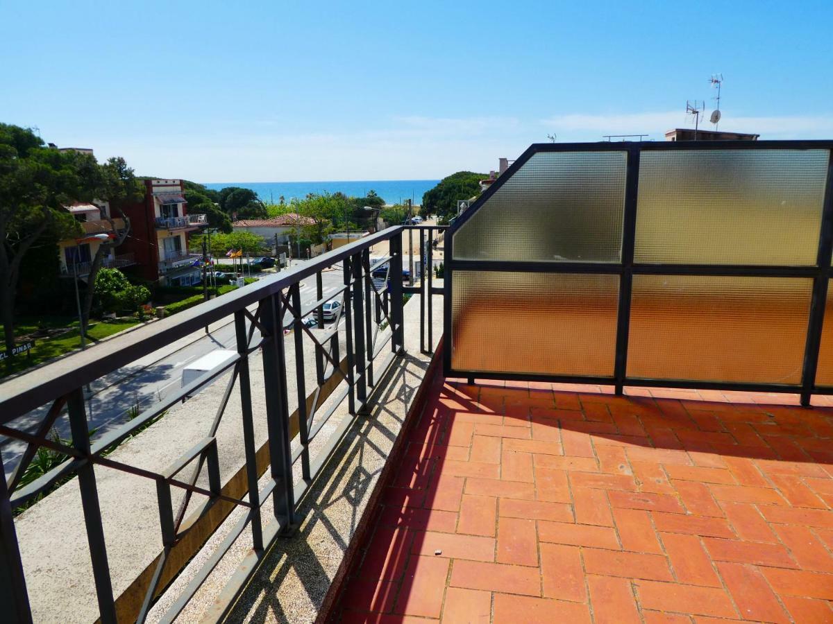 Beach House Castelldefels Esterno foto